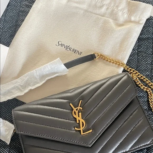 Saint Laurent
Cassandre Envelope Chain Wallet in Lambskin - Picture 11 of 12